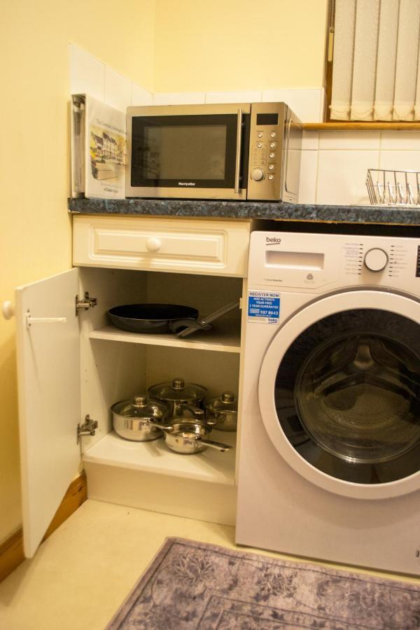 Superb 2 Bedroom Flat - Refurbished Dec 2024 Инвернес Екстериор снимка