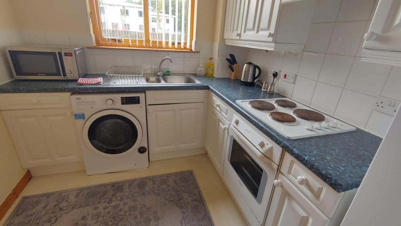 Superb 2 Bedroom Flat - Refurbished Dec 2024 Инвернес Екстериор снимка